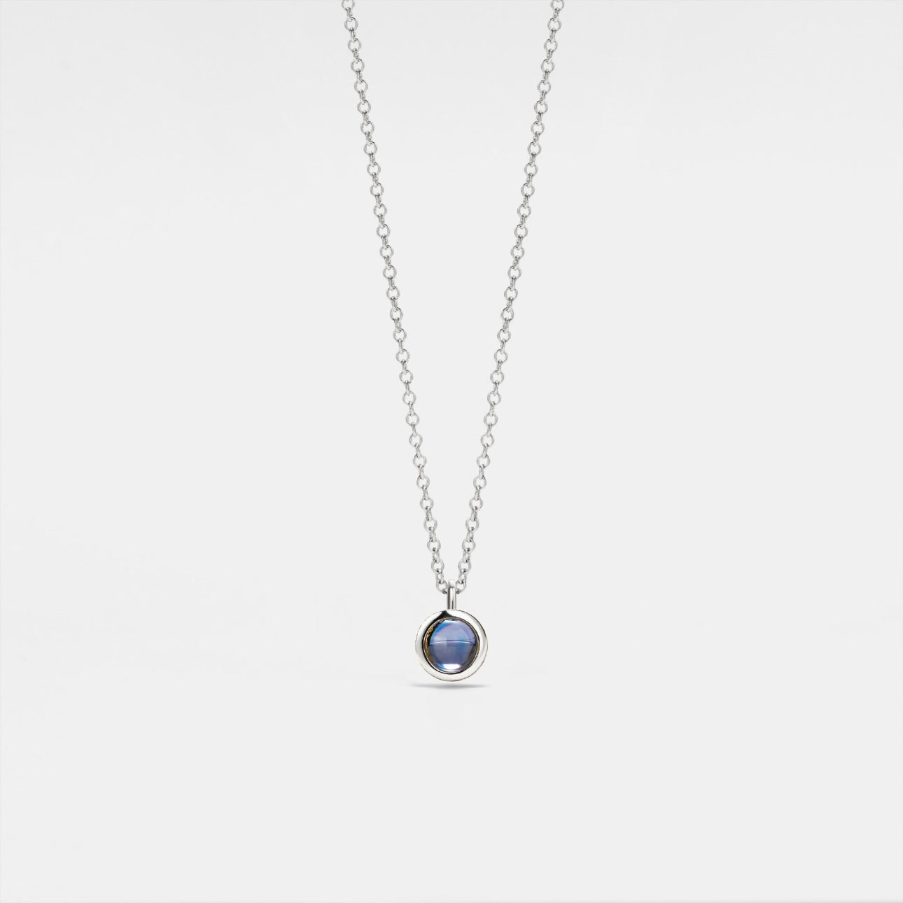 שרשרת פנינה עם תמונה מוצפנת