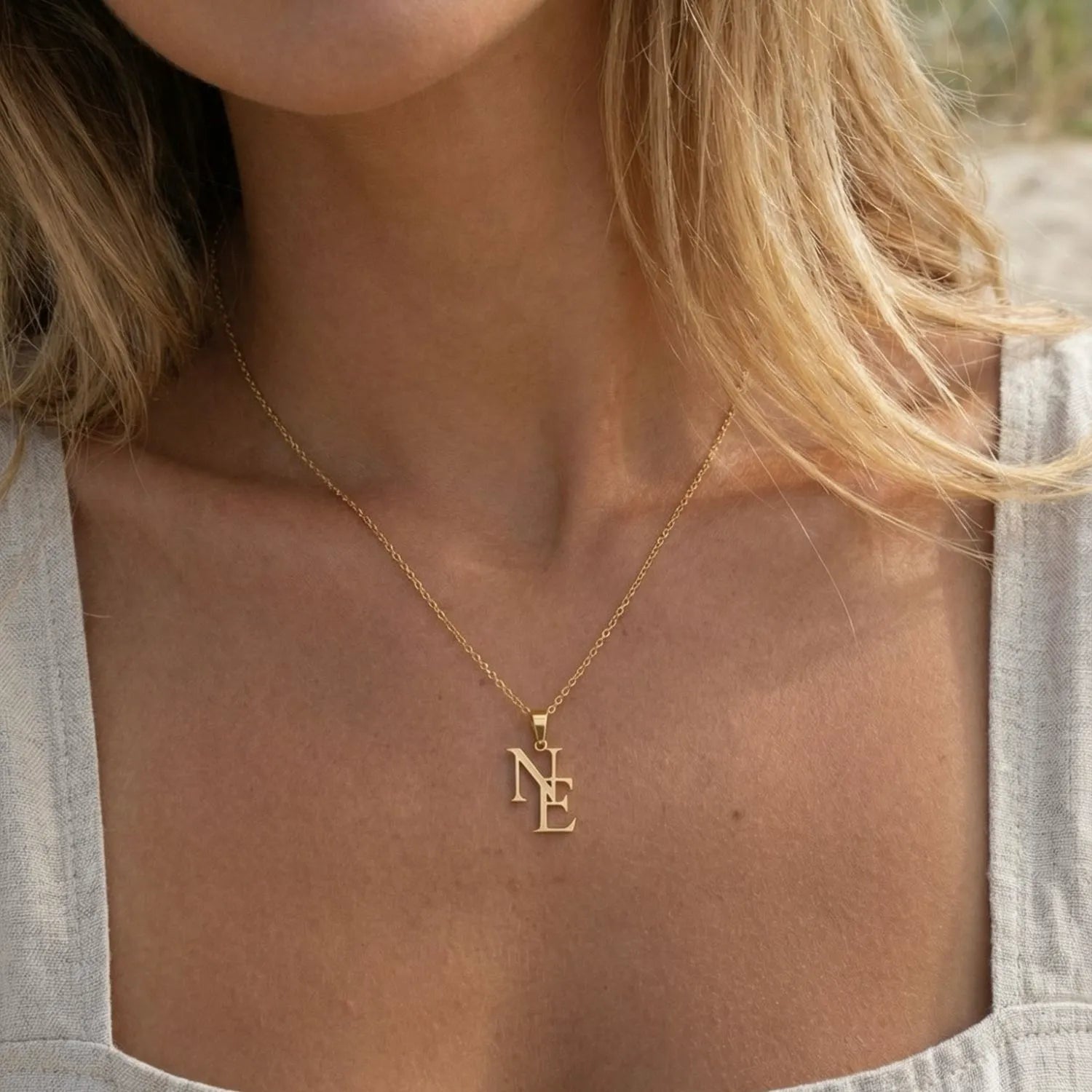 Eliana | שרשרת עם ראשי תיבות כפולים (קנה 1 קבל 1 חינם)