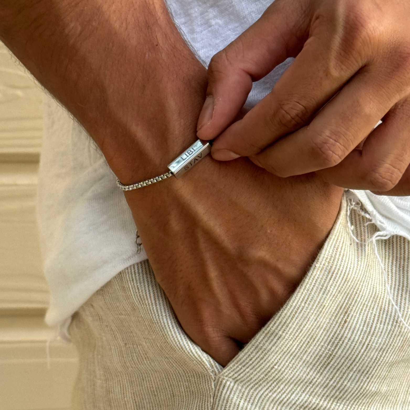 צמיד חריטה לגבר - גיא