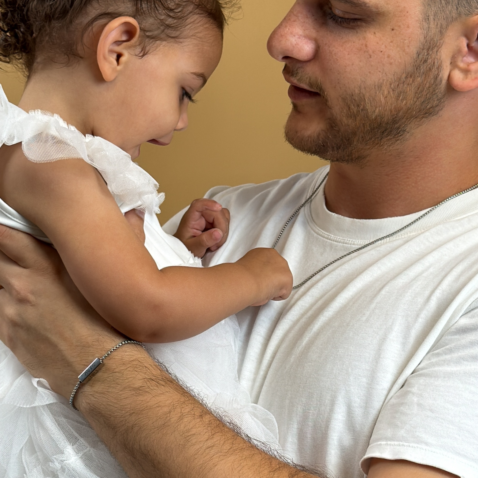 צמיד חריטה לגבר - גיא