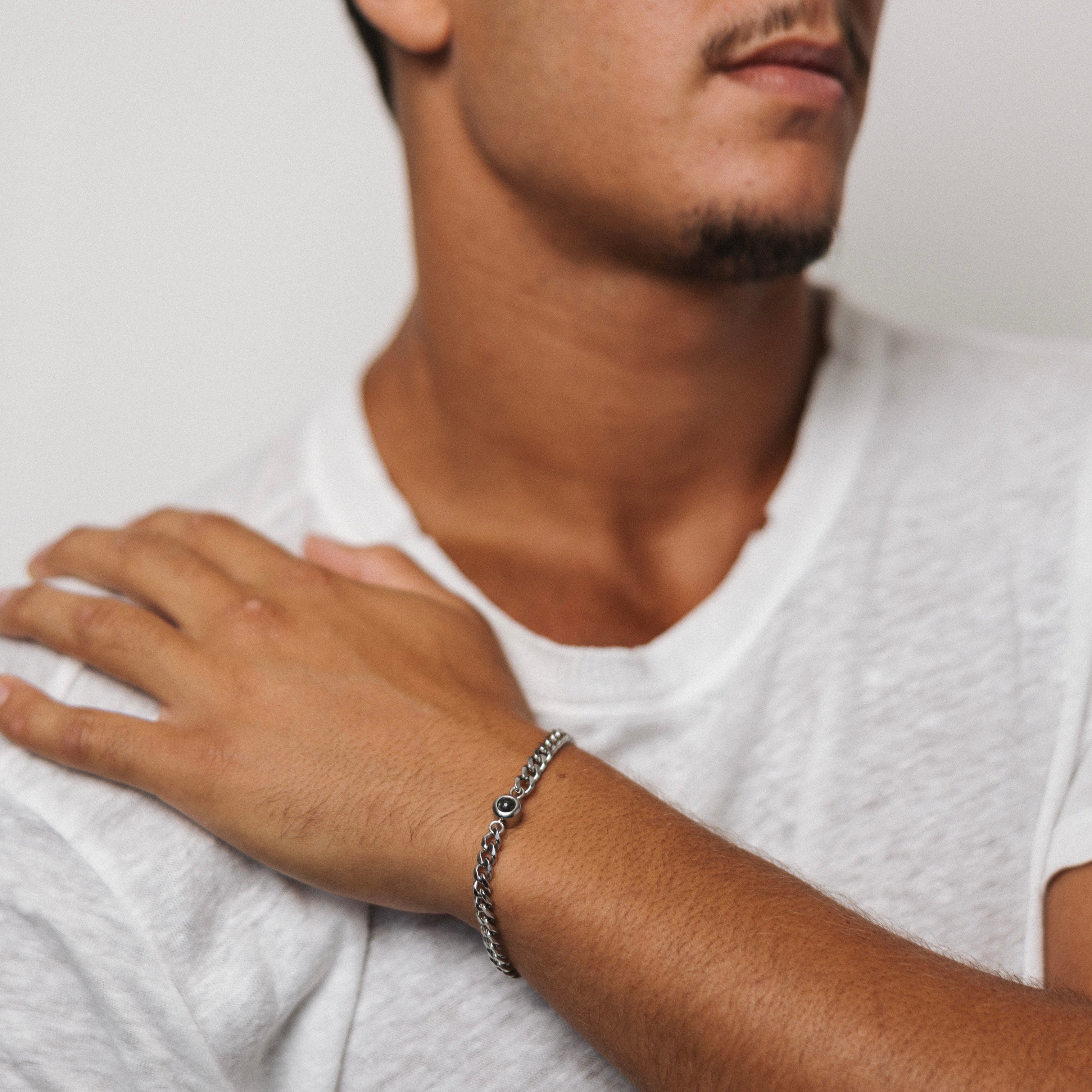 צמידים זוגיים עם תמונה מוצפנת