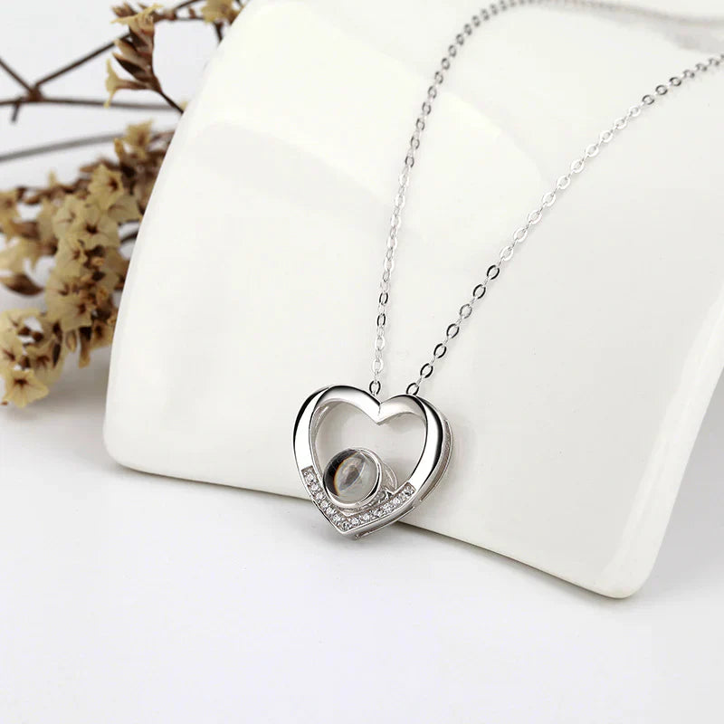 שרשרת לב גדול נועה זרקונים עם תמונה מוצפנת