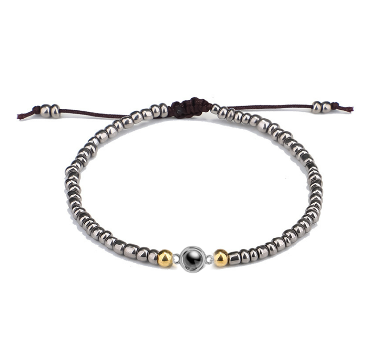 צמיד אבנים קטנות עם תמונה מוצפנת