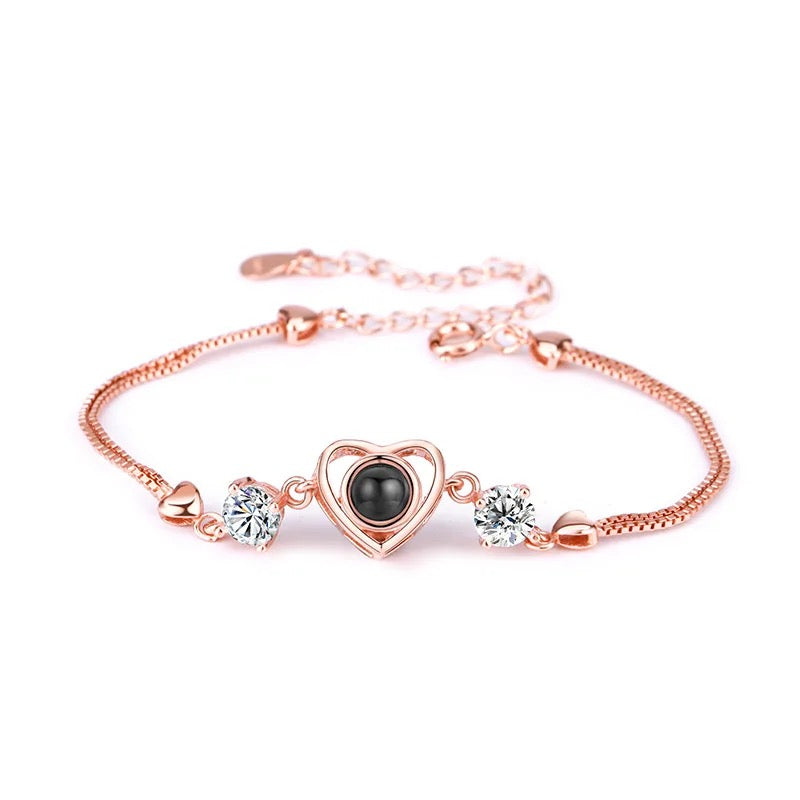 צמיד לב יהלום לאשה עם תמונה מוצפנת